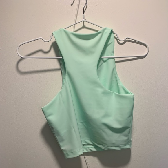 Adidas R.Y.V. Bra top Size Small - Picture 3 of 6